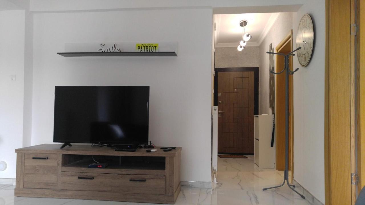 New!90Sqm10Minairport2Bedrooms テッサロニキ エクステリア 写真
