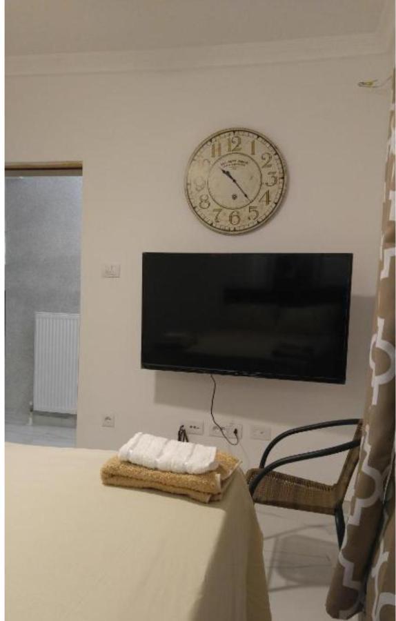 New!90Sqm10Minairport2Bedrooms テッサロニキ エクステリア 写真