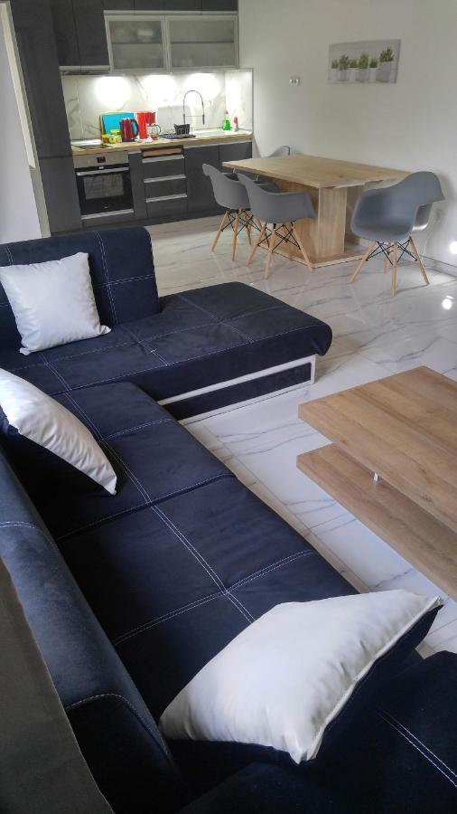 New!90Sqm10Minairport2Bedrooms テッサロニキ エクステリア 写真