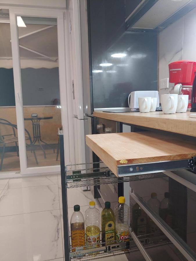 New!90Sqm10Minairport2Bedrooms テッサロニキ エクステリア 写真