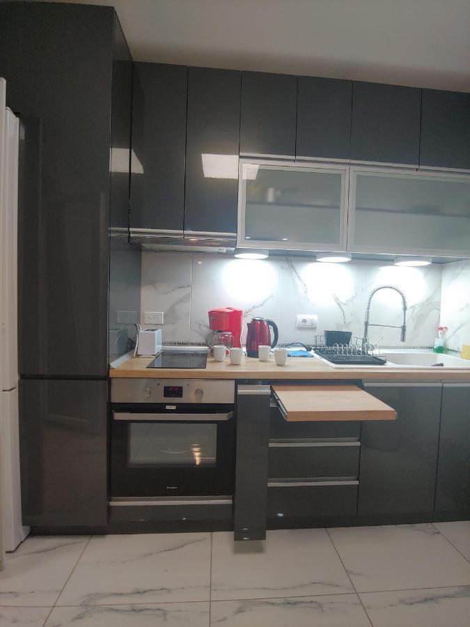 New!90Sqm10Minairport2Bedrooms テッサロニキ エクステリア 写真